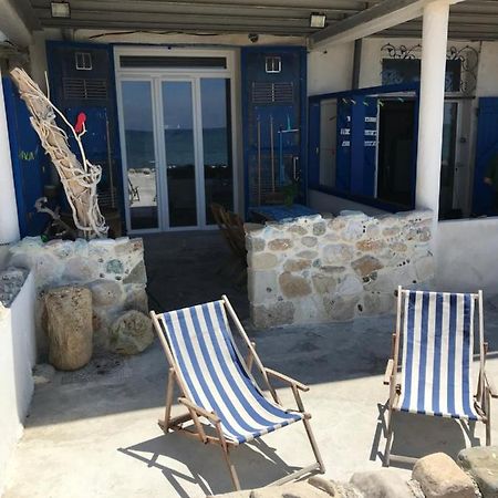 Le Cabanon Bleu Sur La Plage Марсилия Екстериор снимка