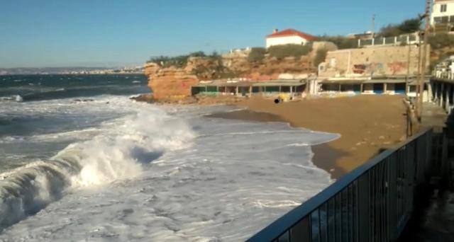 Le Cabanon Bleu Sur La Plage Марсилия Екстериор снимка